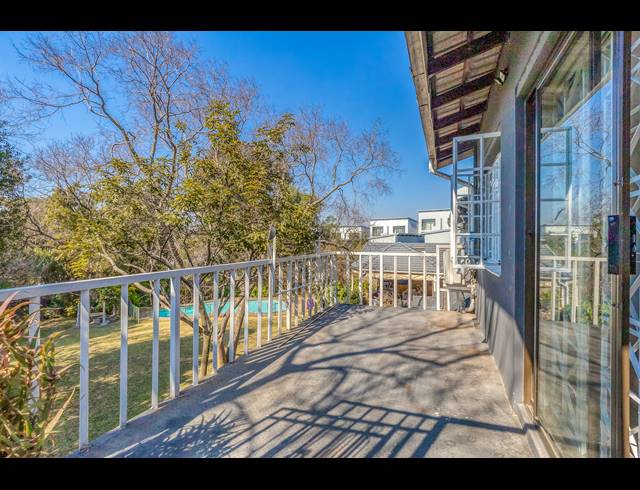 2 BEDROOM APARTMENT RENTED IN RIVONIA